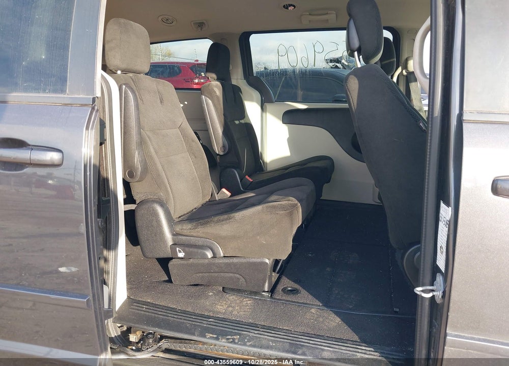 2016 DODGE GRAND CARAVAN SXT VIN: 2C4RDGCG0GR178097