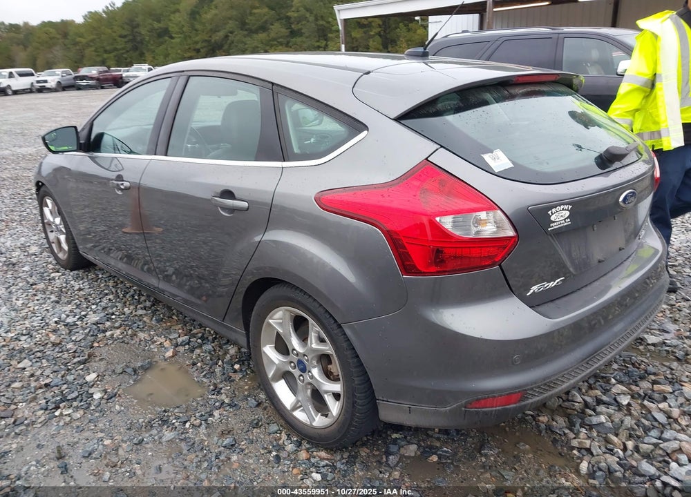 2014 FORD FOCUS TITANIUM VIN: 1FADP3N28EL159451