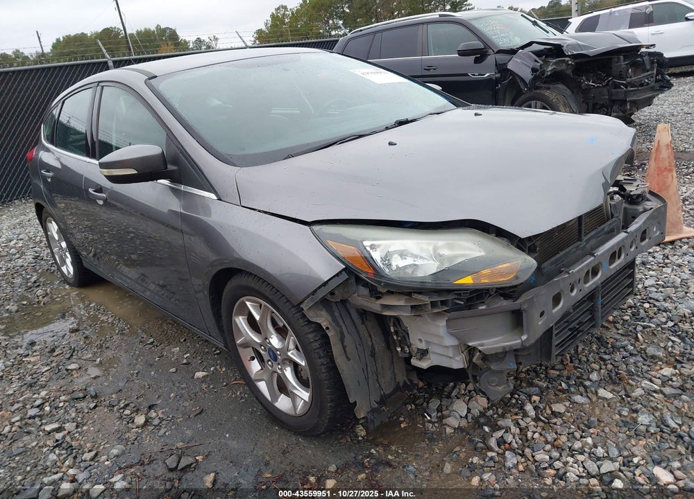 2014 FORD FOCUS TITANIUM VIN: 1FADP3N28EL159451