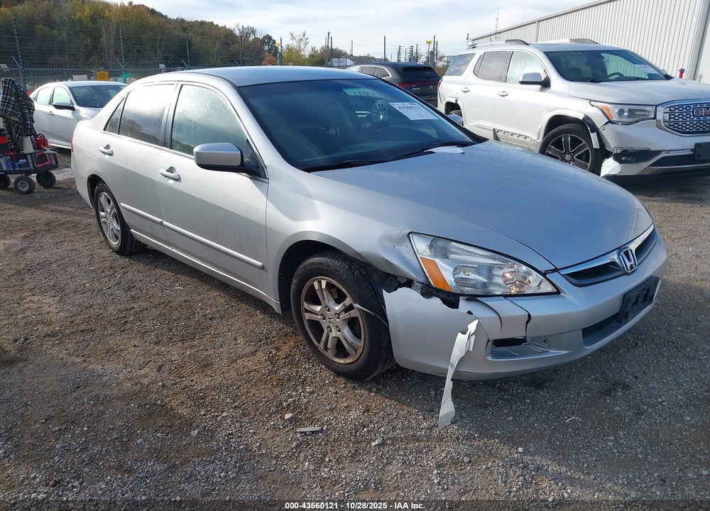 2007 HONDA ACCORD 2.4 SE VIN: 1HGCM56367A137417
