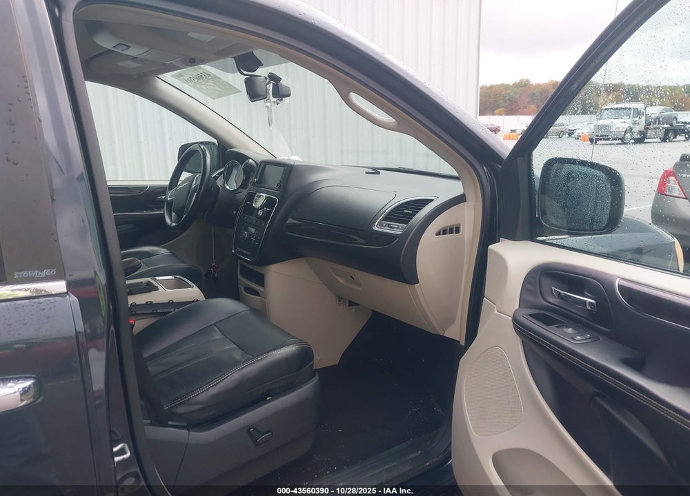 2013 CHRYSLER TOWN & COUNTRY TOURING-L VIN: 2C4RC1CG5DR646658