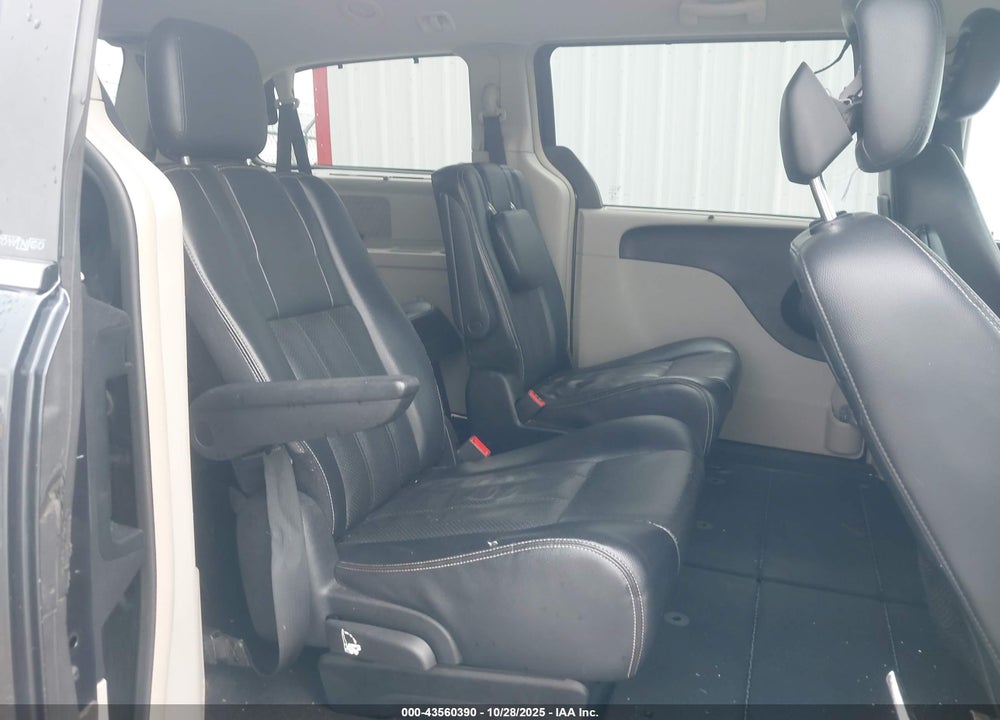 2013 CHRYSLER TOWN & COUNTRY TOURING-L VIN: 2C4RC1CG5DR646658