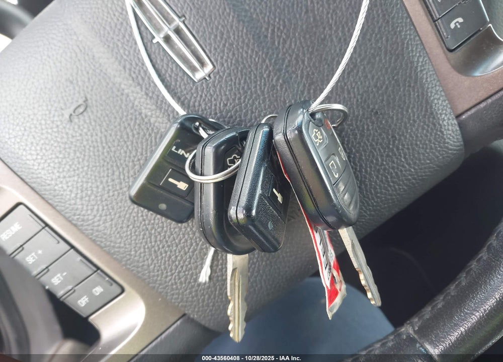 2014 LINCOLN NAVIGATOR VIN: 5LMJJ2J59EEL08987