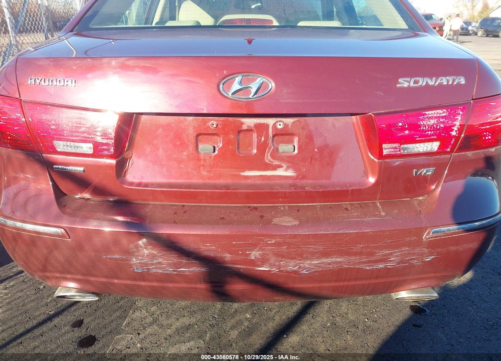 2010 HYUNDAI SONATA LIMITED V6 VIN: 5NPEU4AF6AH607657