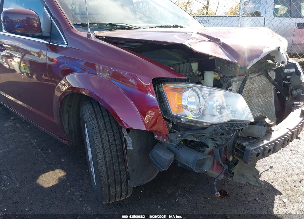 2018 DODGE GRAND CARAVAN SXT VIN: 2C4RDGCG2JR266978