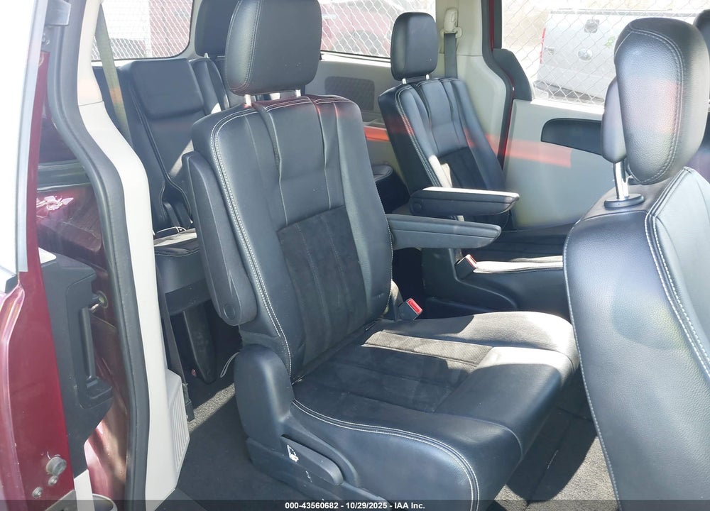 2018 DODGE GRAND CARAVAN SXT VIN: 2C4RDGCG2JR266978