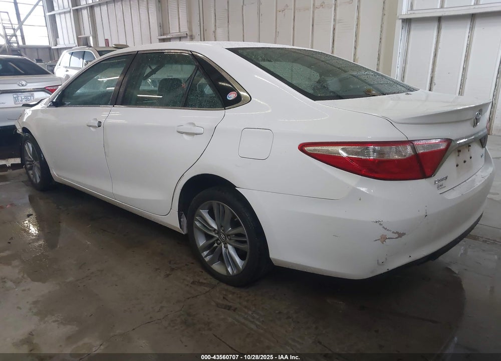 2015 TOYOTA CAMRY SE VIN: 4T1BF1FK7FU918296