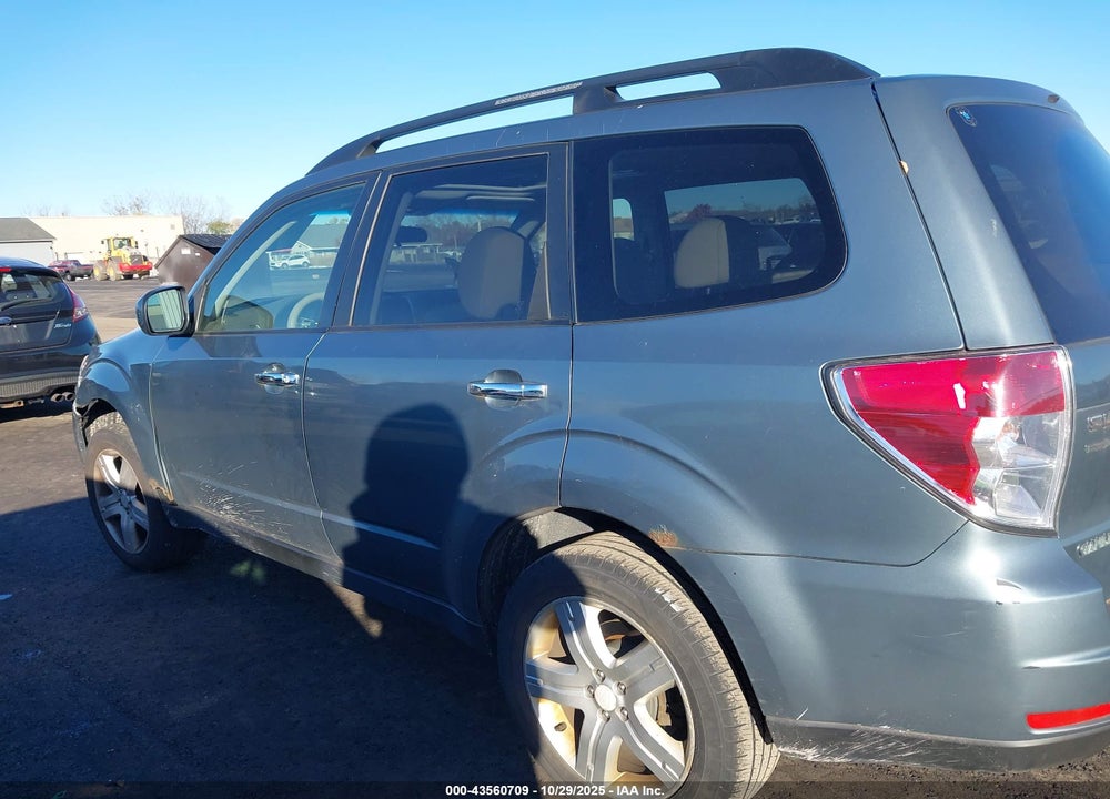 2010 SUBARU FORESTER 2.5X PREMIUM VIN: JF2SH6CC6AH756205