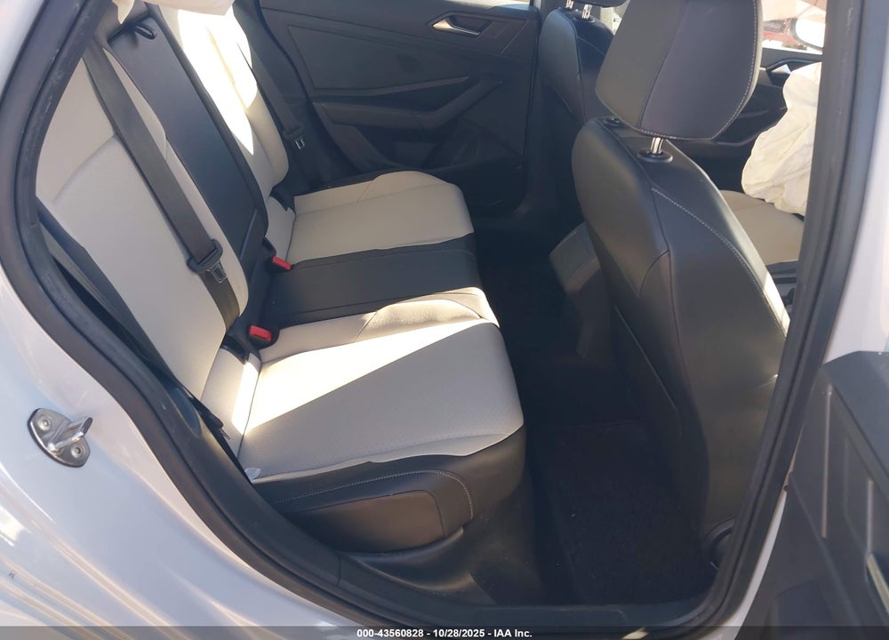 2019 VOLKSWAGEN JETTA 1.4T R-LINE/1.4T S/1.4T SE VIN: 3VWC57BU4KM100008
