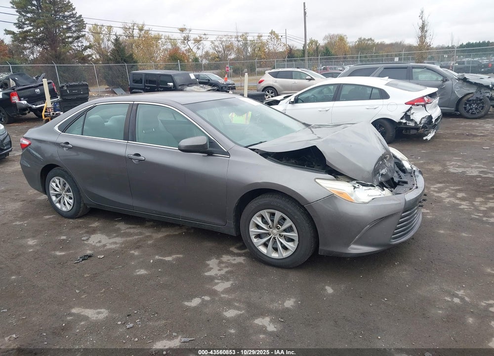 2017 TOYOTA CAMRY LE VIN: 4T1BF1FK5HU740858