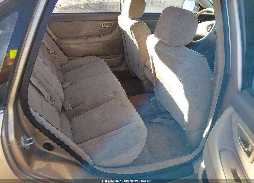 2001 TOYOTA AVALON XL VIN: 4T1BF28B81U193190