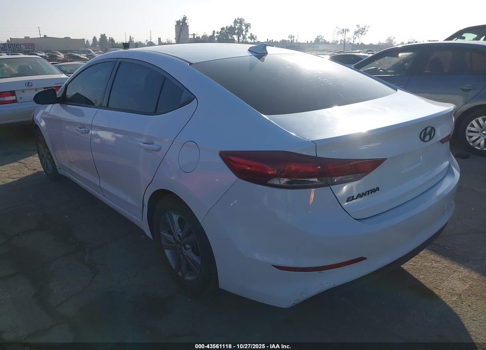 2018 HYUNDAI ELANTRA SEL VIN: 5NPD84LF3JH294354