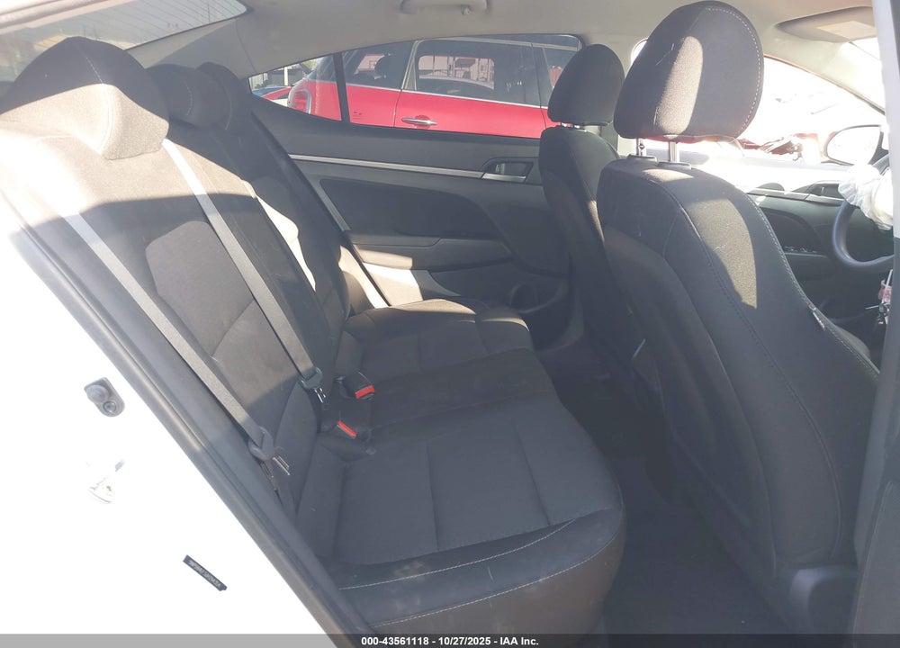 2018 HYUNDAI ELANTRA SEL VIN: 5NPD84LF3JH294354