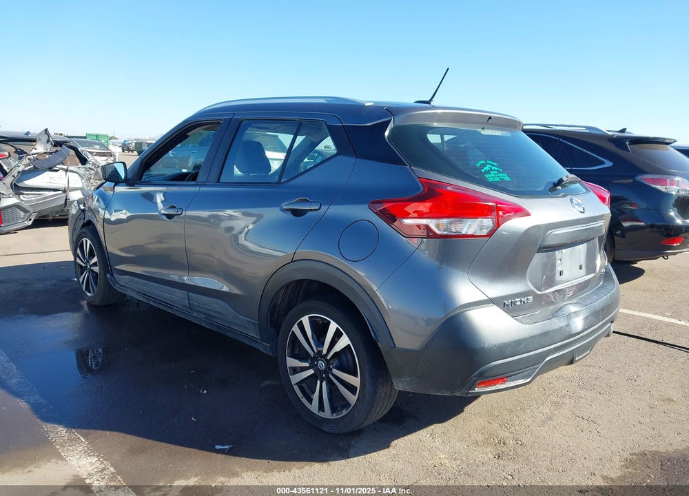 2019 NISSAN KICKS SV VIN: 3N1CP5CU6KL540921