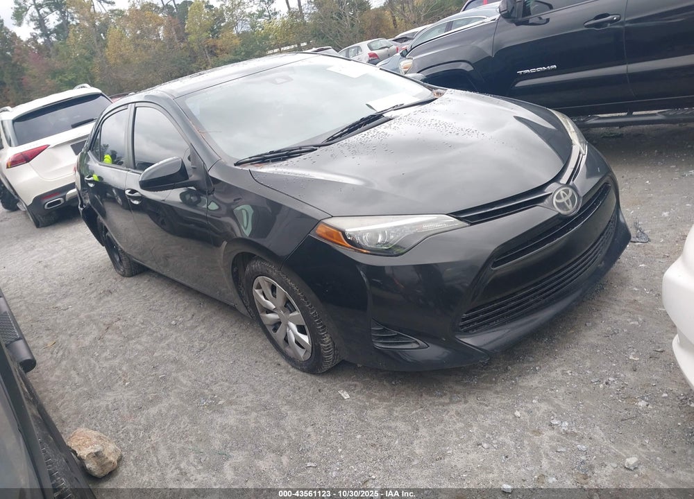 2019 TOYOTA COROLLA LE VIN: 2T1BURHE3KC239939