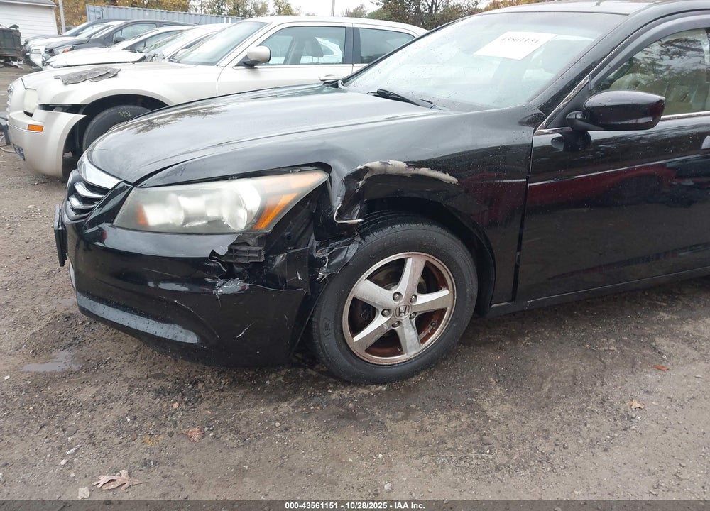 2011 HONDA ACCORD 2.4 LX VIN: 1HGCP2F30BA085054