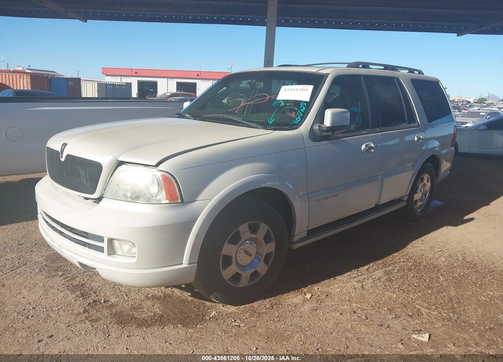 2006 LINCOLN NAVIGATOR VIN: 5LMFU27526LJ16330