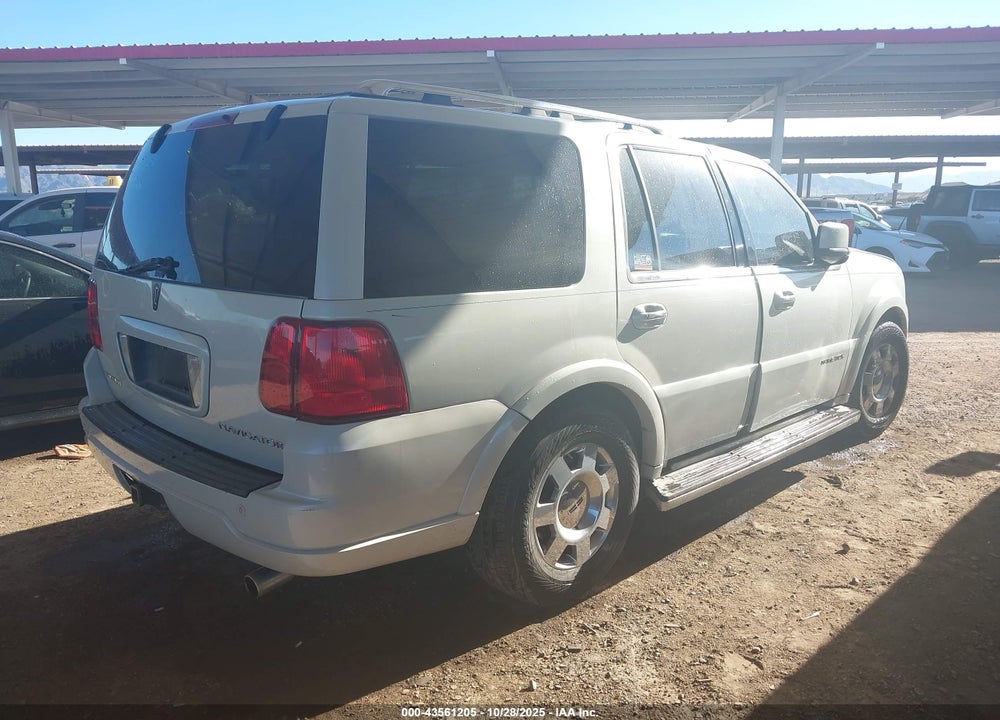 2006 LINCOLN NAVIGATOR VIN: 5LMFU27526LJ16330