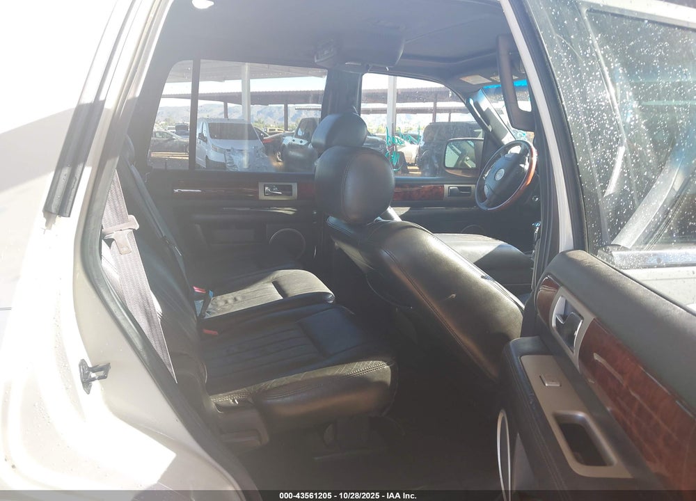 2006 LINCOLN NAVIGATOR VIN: 5LMFU27526LJ16330