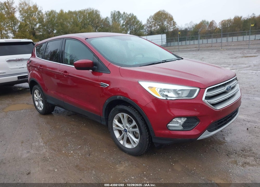 2017 FORD ESCAPE SE VIN: 1FMCU9GD5HUE22148