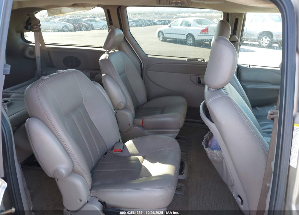 2003 CHRYSLER TOWN & COUNTRY LXI VIN: 2C4GP54L53R340007