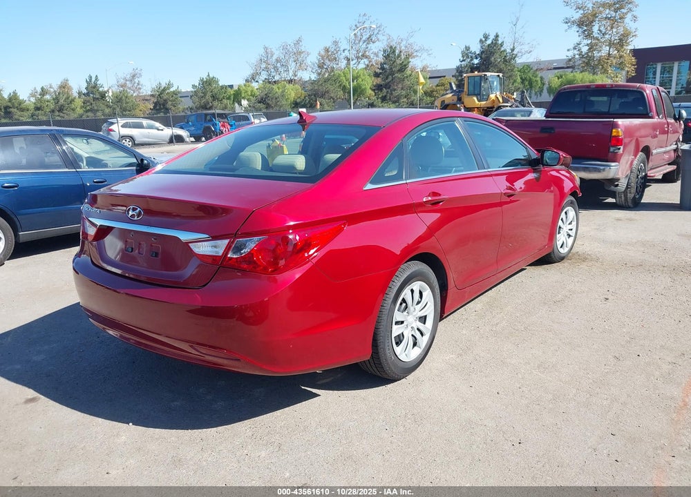 2011 HYUNDAI SONATA VIN: 5NPEB4AC9BH085832