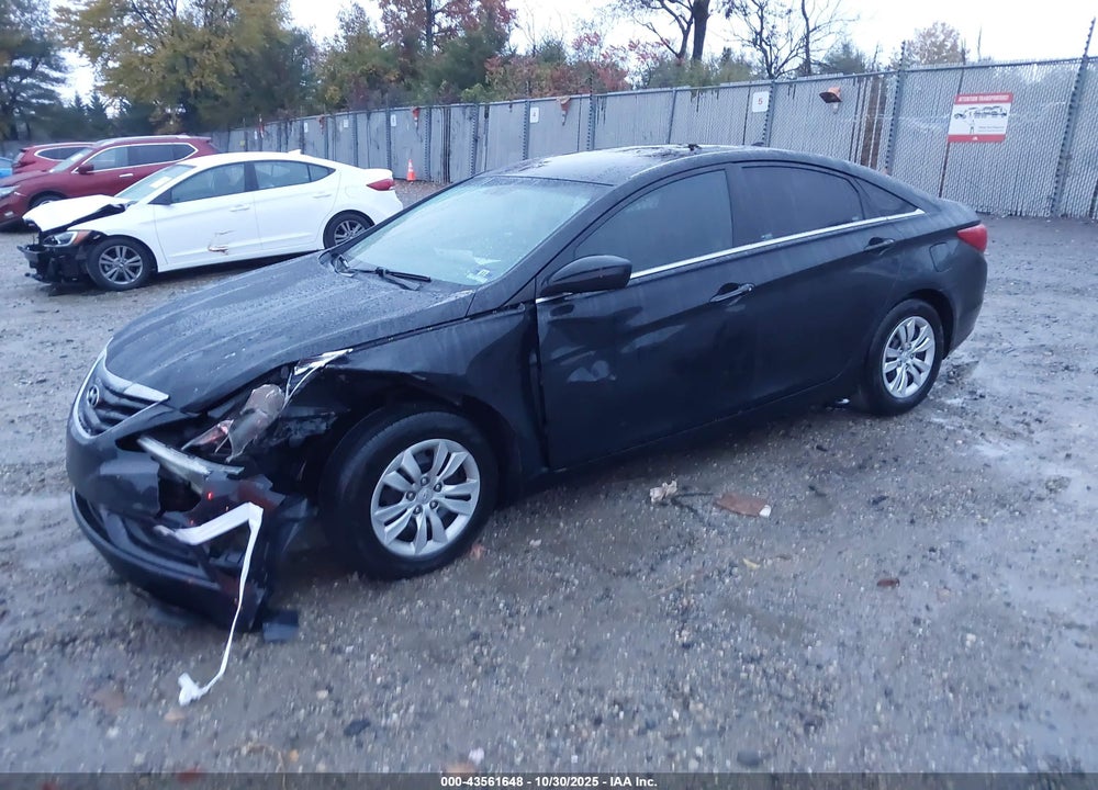 2013 HYUNDAI SONATA GLS VIN: 5NPEB4AC2DH519026