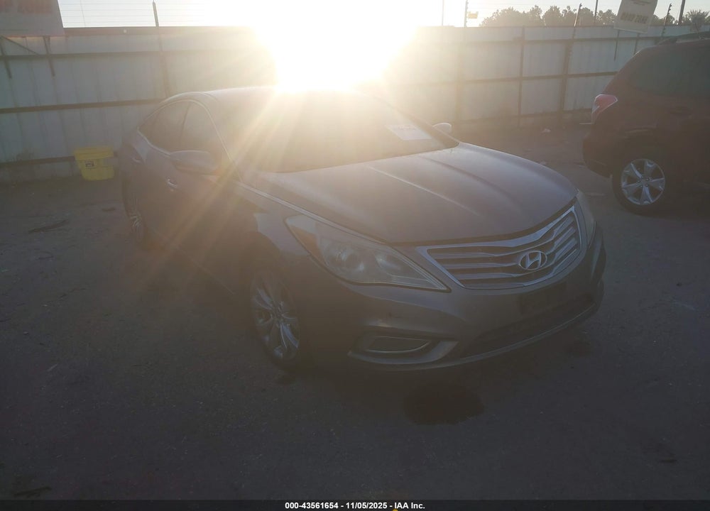 2013 HYUNDAI AZERA VIN: KMHFG4JG8DA256570