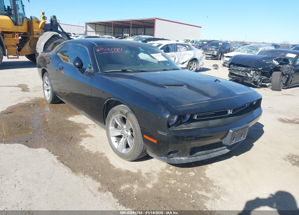 2019 DODGE CHALLENGER SXT VIN: 2C3CDZAG5KH671815