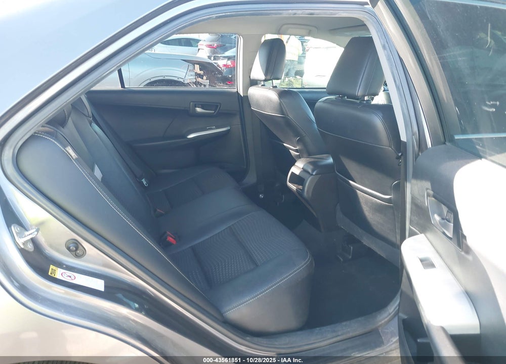 2014 TOYOTA CAMRY SE VIN: 4T1BF1FK4EU447948