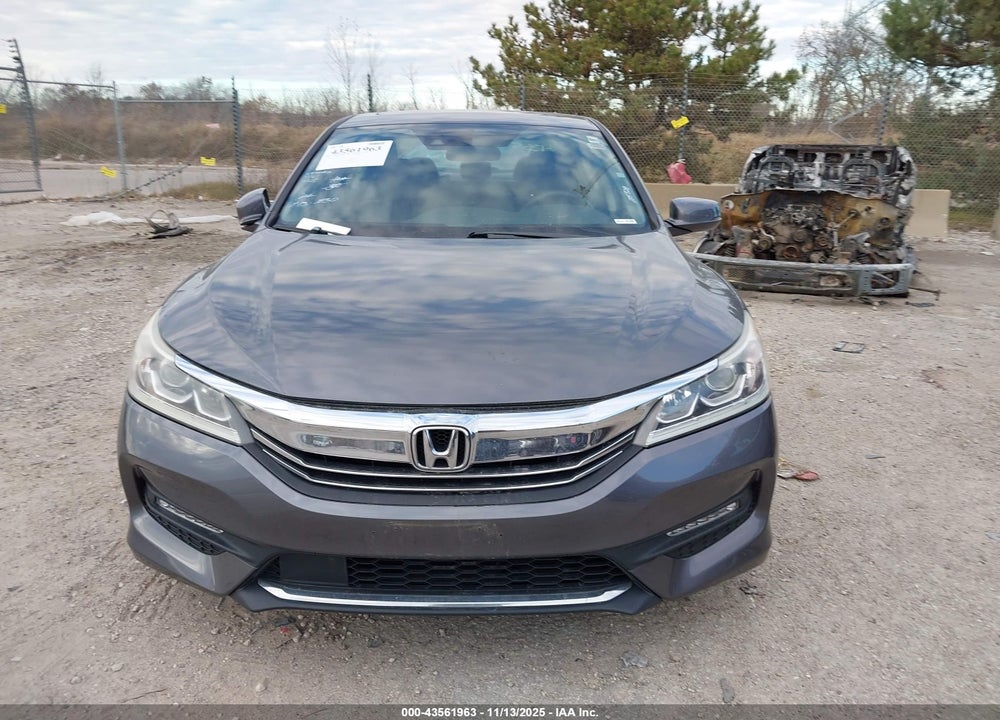 2017 HONDA ACCORD VIN: 1HGCR2F06HA215508