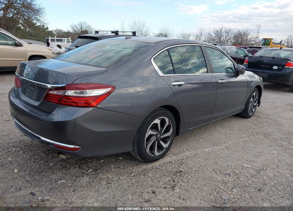2017 HONDA ACCORD VIN: 1HGCR2F06HA215508