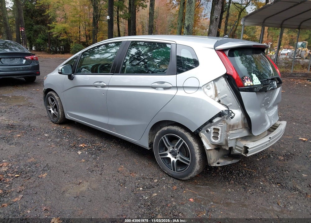 2015 HONDA FIT LX VIN: 3HGGK5H5XFM749076