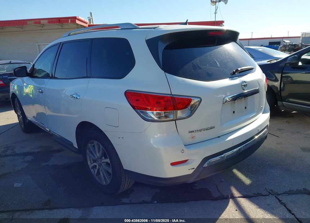 2014 NISSAN PATHFINDER SL VIN: 5N1AR2MN0EC642022