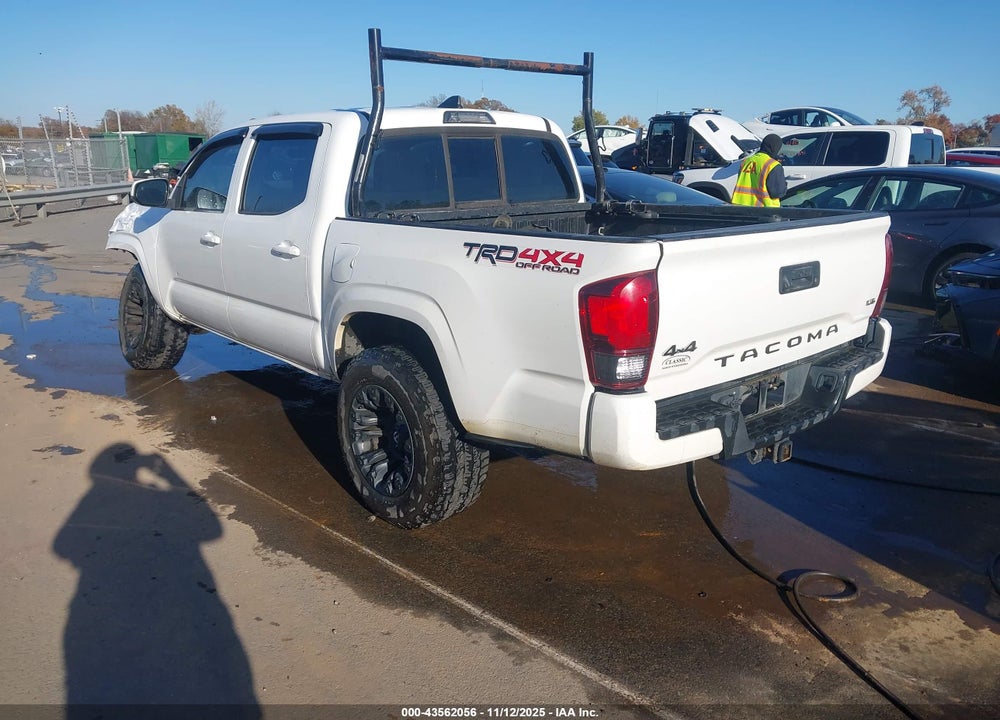 2018 TOYOTA TACOMA SR V6 VIN: 3TMCZ5AN1JM150451