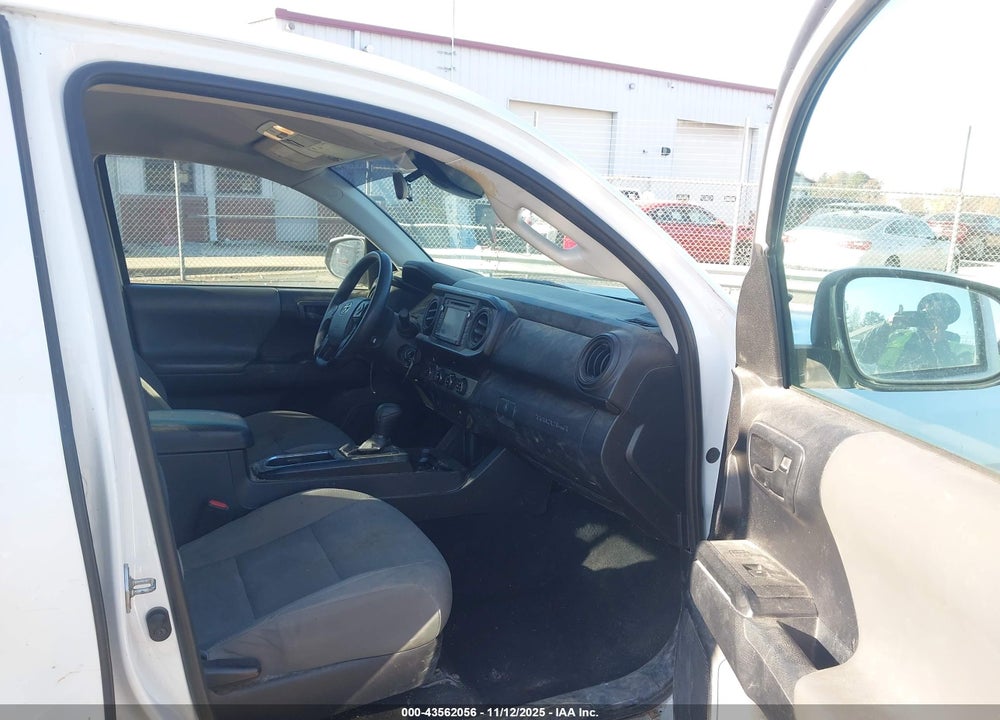 2018 TOYOTA TACOMA SR V6 VIN: 3TMCZ5AN1JM150451