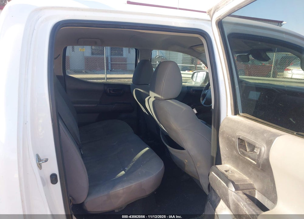 2018 TOYOTA TACOMA SR V6 VIN: 3TMCZ5AN1JM150451