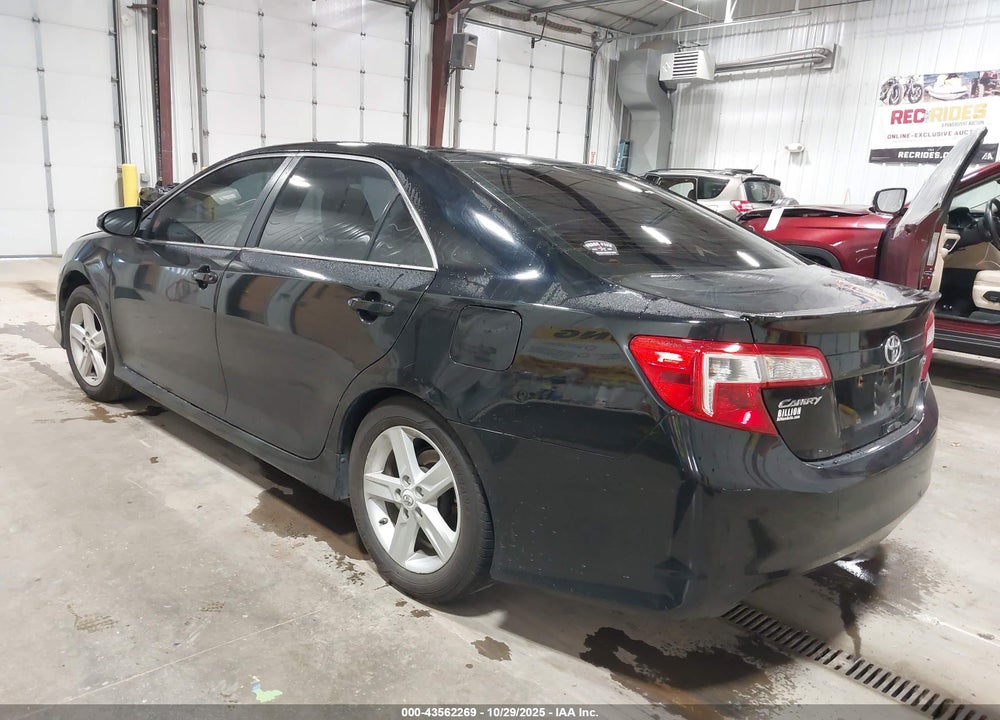 2012 TOYOTA CAMRY SE VIN: 4T1BF1FK8CU110003