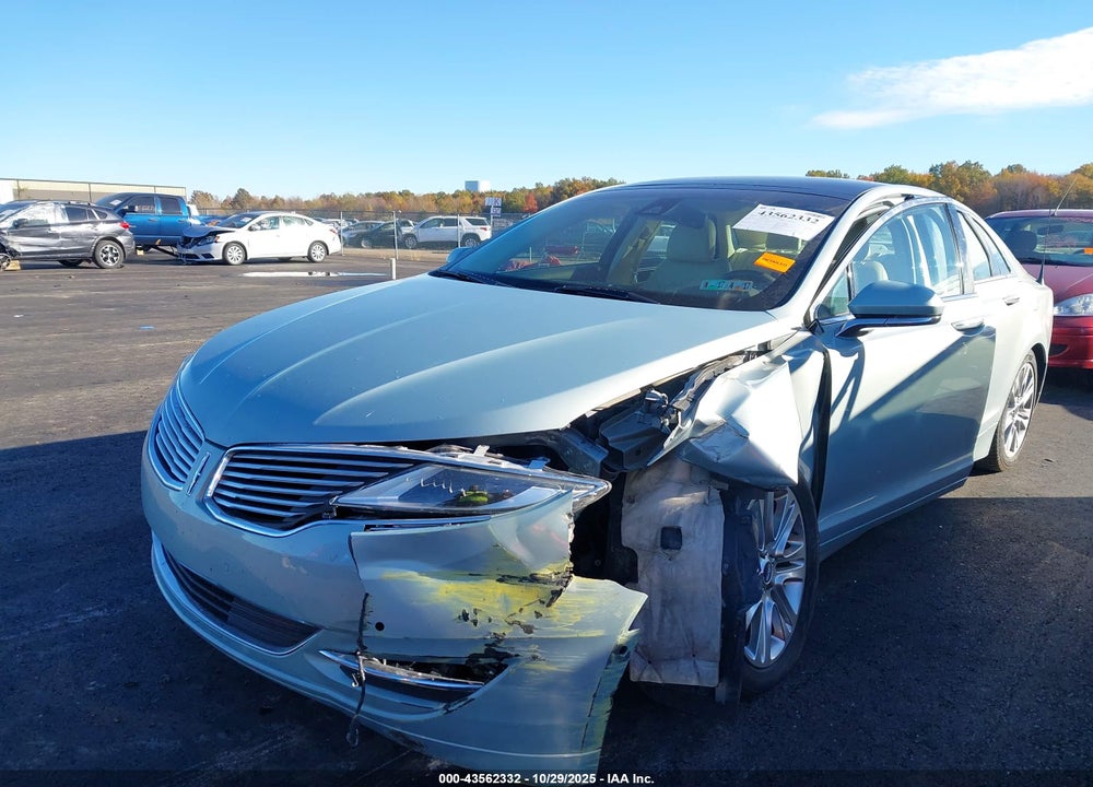 2014 LINCOLN MKZ VIN: 3LN6L2LU5ER815180