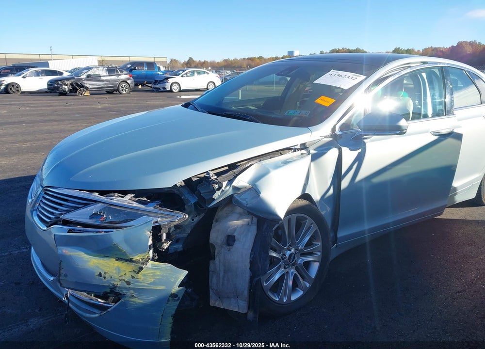 2014 LINCOLN MKZ VIN: 3LN6L2LU5ER815180