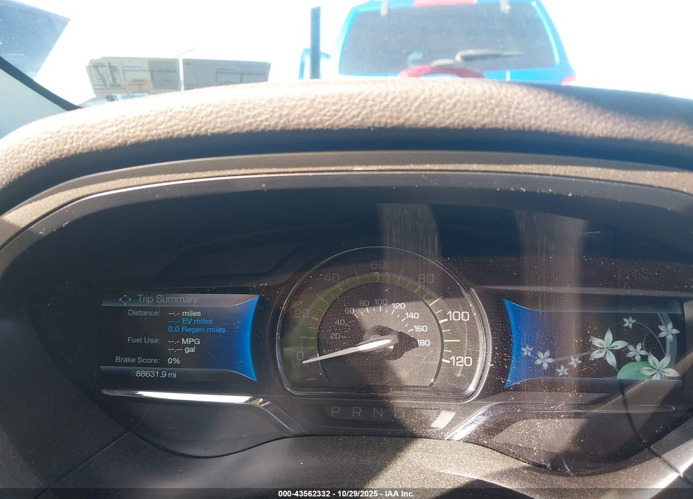 2014 LINCOLN MKZ VIN: 3LN6L2LU5ER815180
