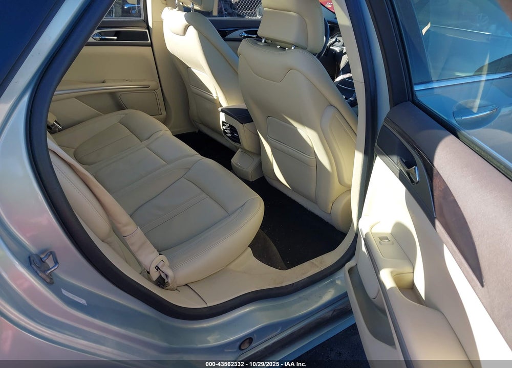 2014 LINCOLN MKZ VIN: 3LN6L2LU5ER815180