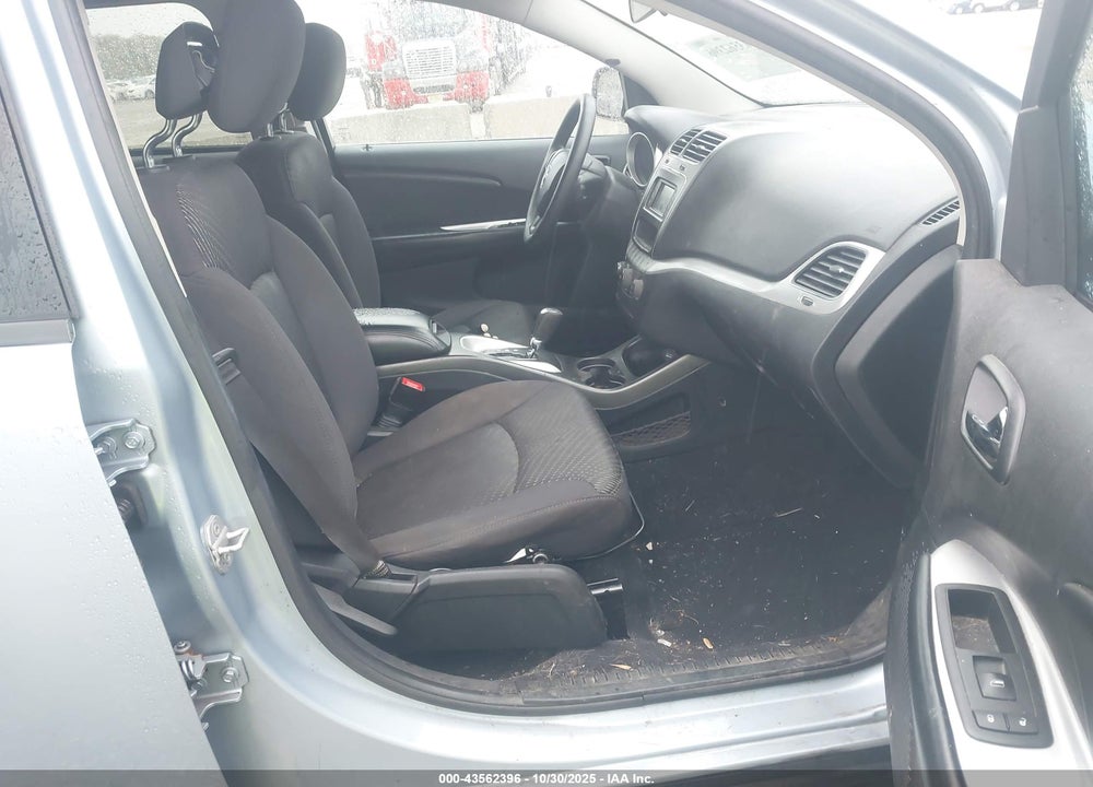 2013 DODGE JOURNEY SXT VIN: 3C4PDCBG0DT630088