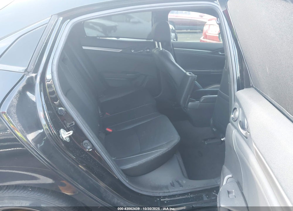 2018 HONDA CIVIC SPORT TOURING VIN: SHHFK7H93JU203482