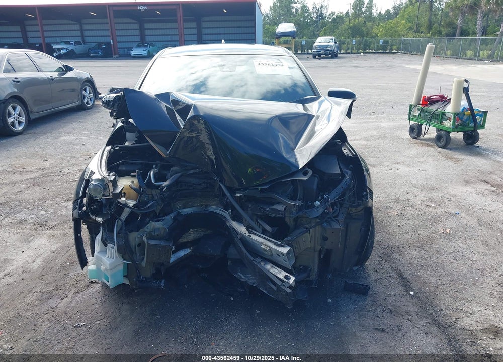 2019 TOYOTA C-HR VIN: NMTKHMBX4KR068805