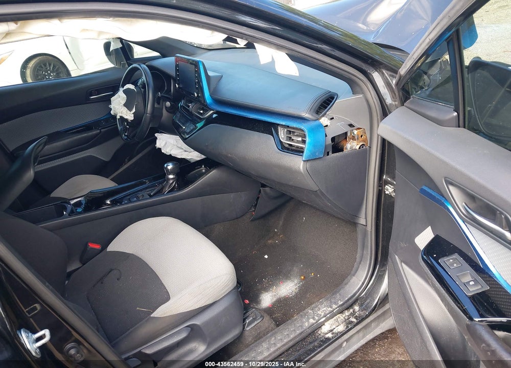 2019 TOYOTA C-HR VIN: NMTKHMBX4KR068805