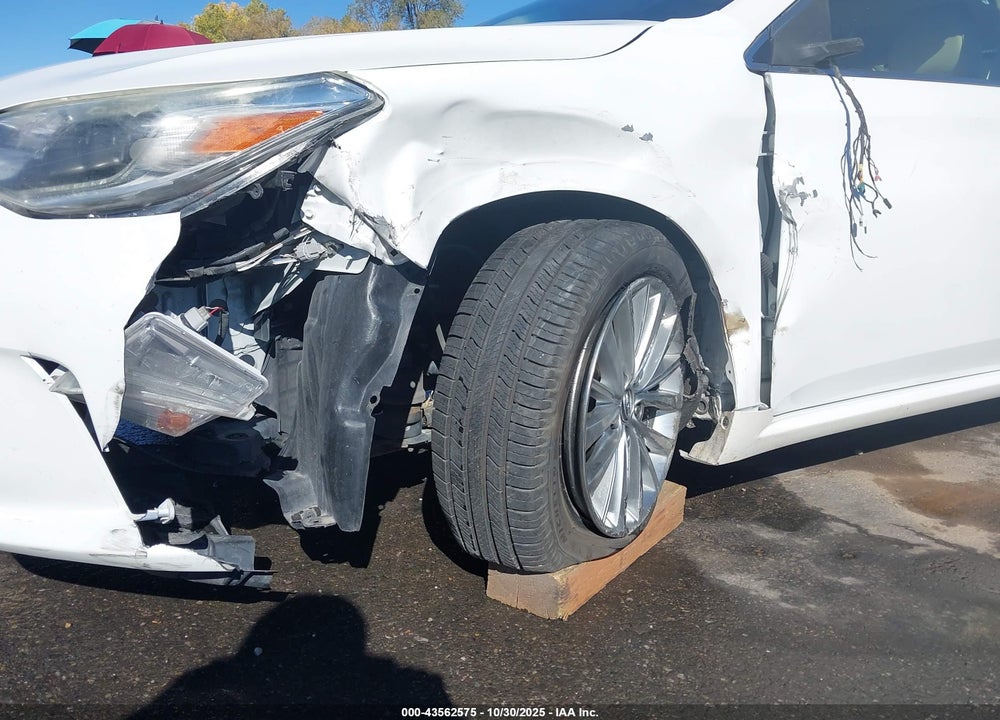 2018 TOYOTA AVALON LIMITED VIN: 4T1BK1EB1JU265115