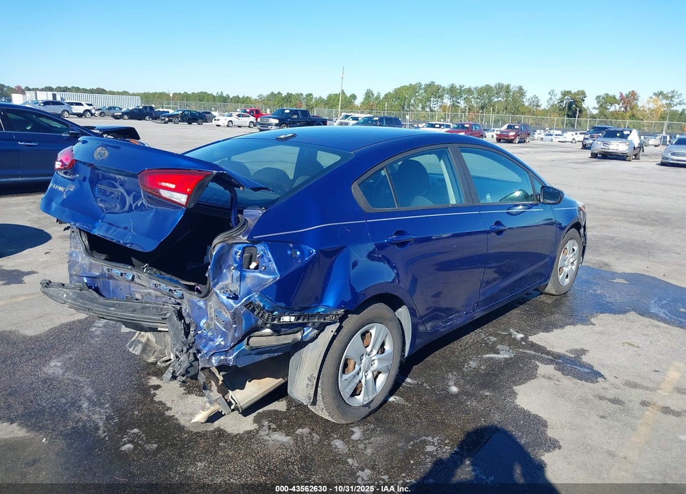 2017 KIA FORTE VIN: 3KPFK4A77HE145806