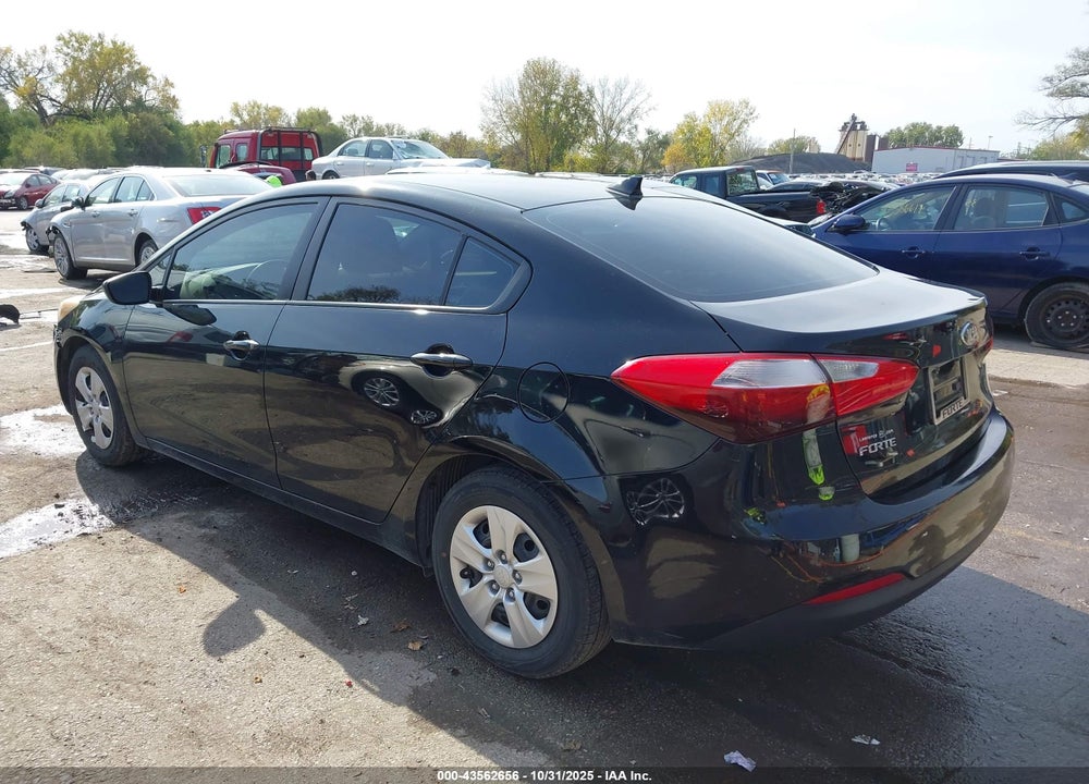 2015 KIA FORTE LX VIN: KNAFK4A61F5290594