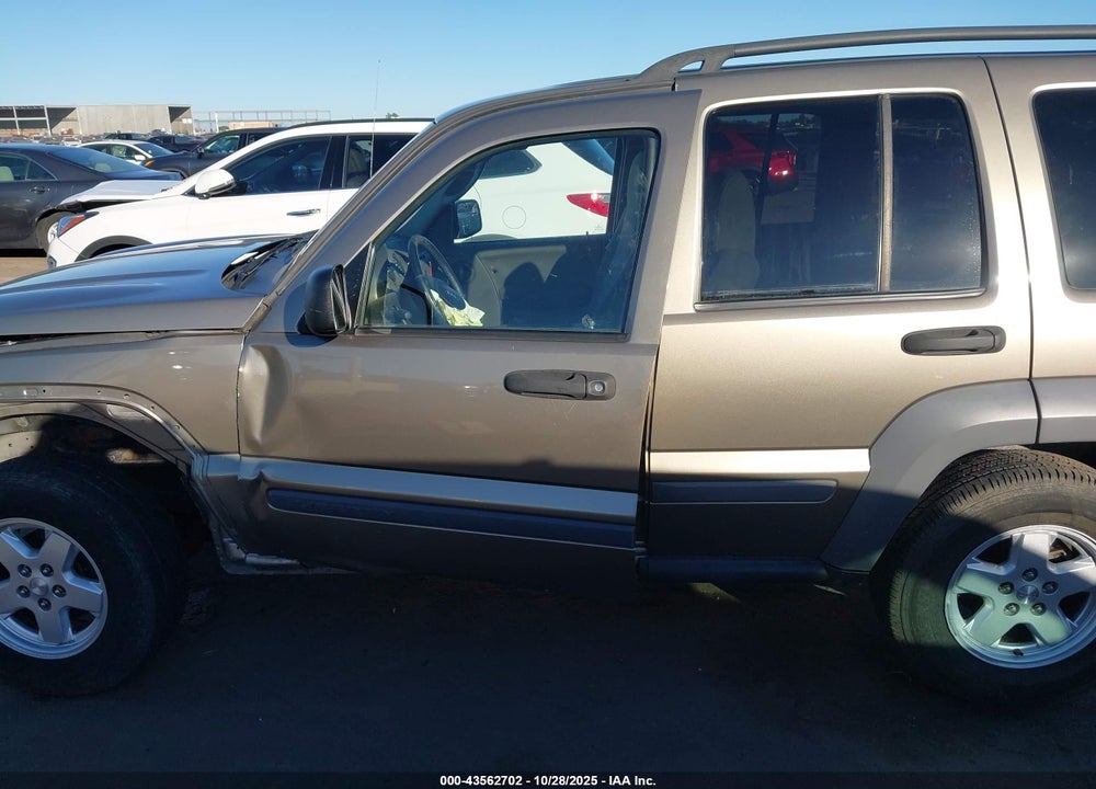 2005 JEEP LIBERTY SPORT VIN: 1J4GK48K25W704267